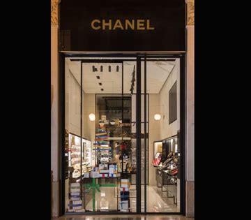 chanel beauty milano|CHANEL FRAGRANCE AND BEAUTY BOUTIQUE MILANO.